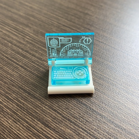 Vision Lego minifigure - Picture 2 of 4